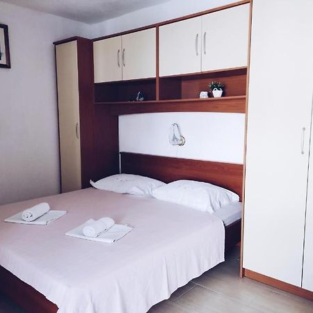 Apartments Kasalo Makarska Bagian luar foto